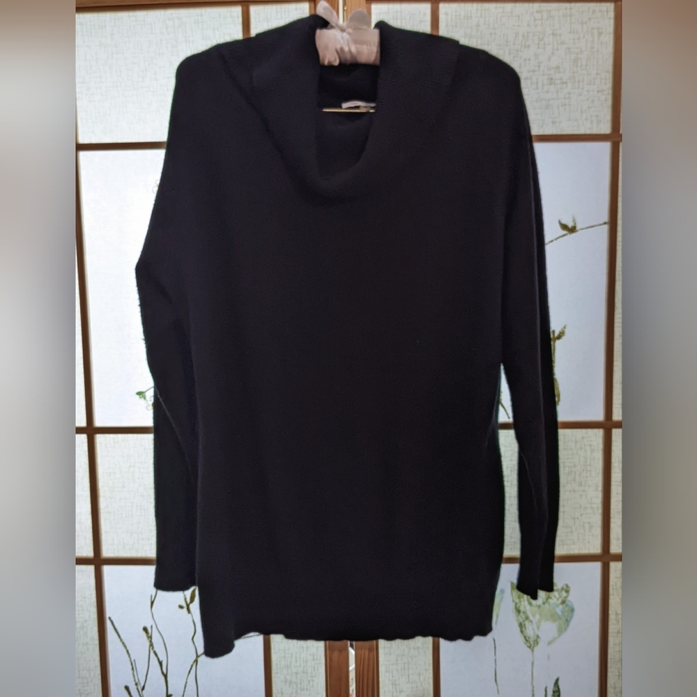♥️ $5. Holla Sale!!! Milano Women's 🖤 Cowl 🐮Neck Pullover Sweater